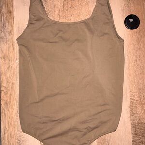 SKIMS Kids Bodysuit in green